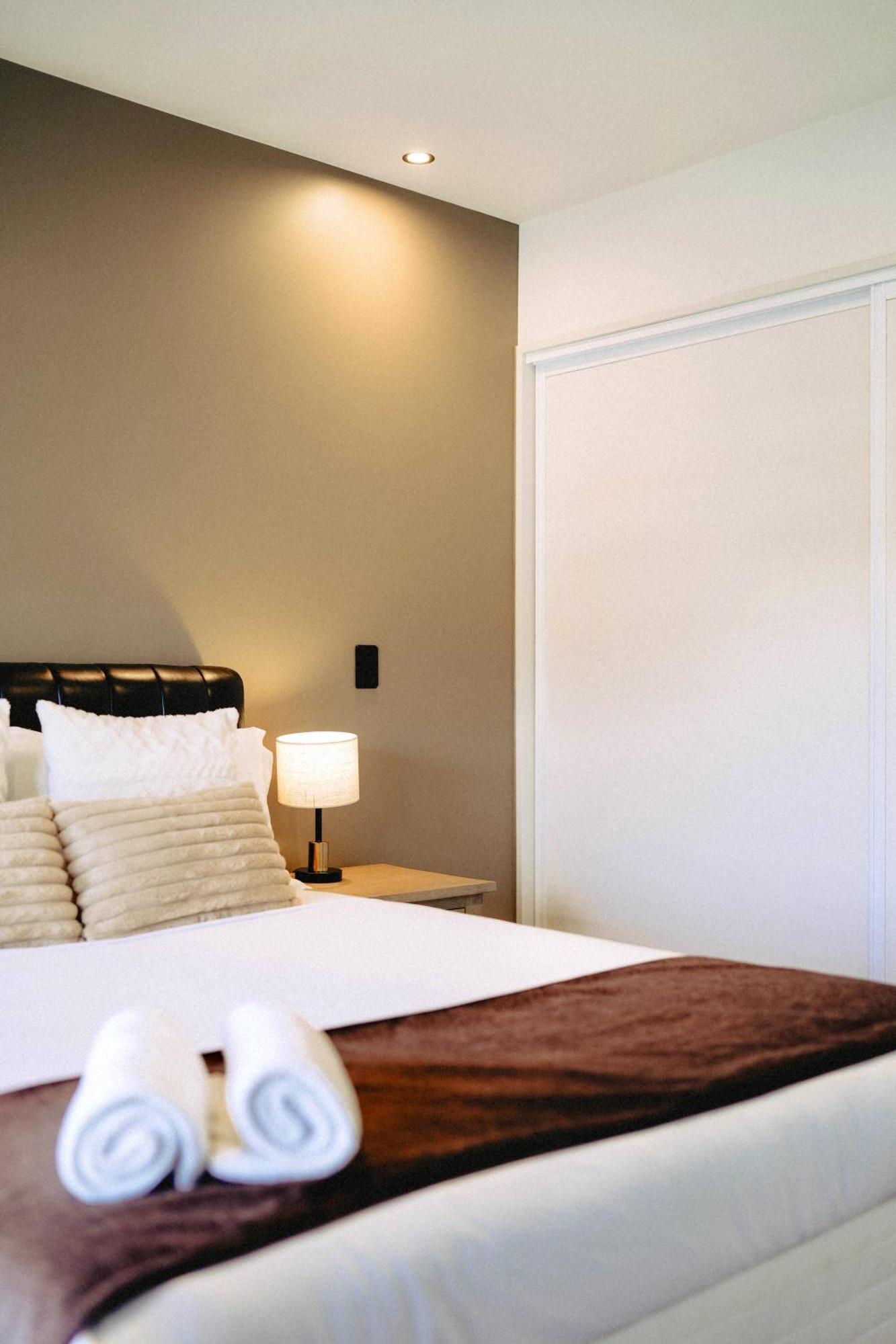 Cbd Contemporary Comfort Townhouse 2 Bed 2Bath Christchurch Esterno foto